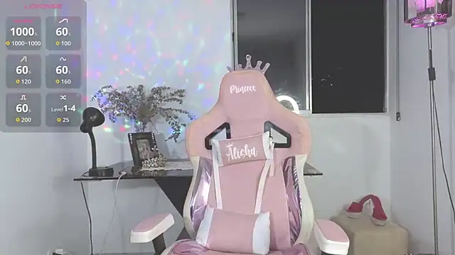 isabella pearl  online show from March 4, 2:17 am