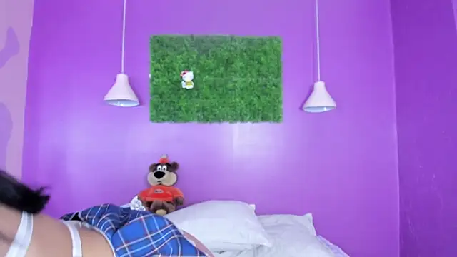 Snapshot of JulliSexxx chatting on September 24, 10:02 pm JulliSexxx online show from September 24, 10:02 pm