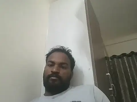 Snapshot of king_godgm chatting on October 11, 4:27 pm king godgm online show from October 11, 4:27 pm