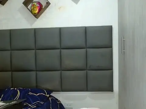 Snapshot of tatty-sex chatting on October 28, 7:05 pm tatty-sex online show from October 28, 7:05 pm