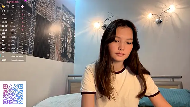 KiraVelvet online show from September 27, 8:08 am