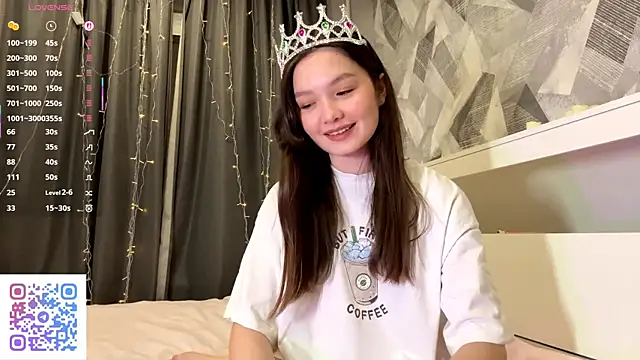 Snapshot of KiraVelvet chatting on January 8, 4:31 pm KiraVelvet online show from January 8, 4:31 pm