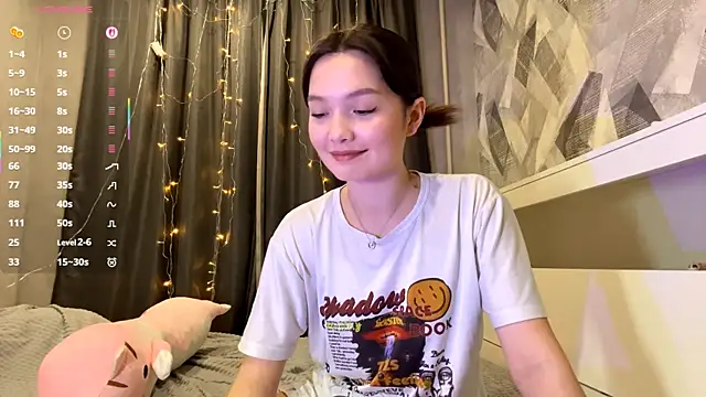 Snapshot of KiraVelvet chatting on January 10, 4:31 pm KiraVelvet online show from January 10, 4:31 pm