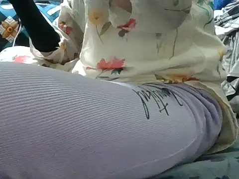 Roshani hoty online show from March 30, 6:09 pm