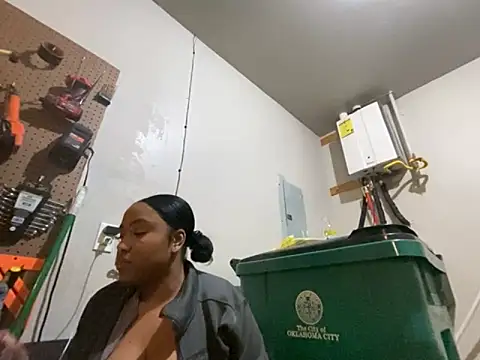 princesslivv online show from November 13, 2:10 am