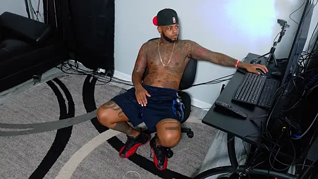 SLANGONDEMHOES online show from November 15, 9:21 pm