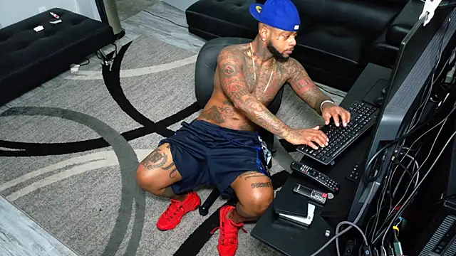 SLANGONDEMHOES online show from January 14, 2:06 am