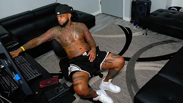 SLANGONDEMHOES online show from February 5, 10:03 pm