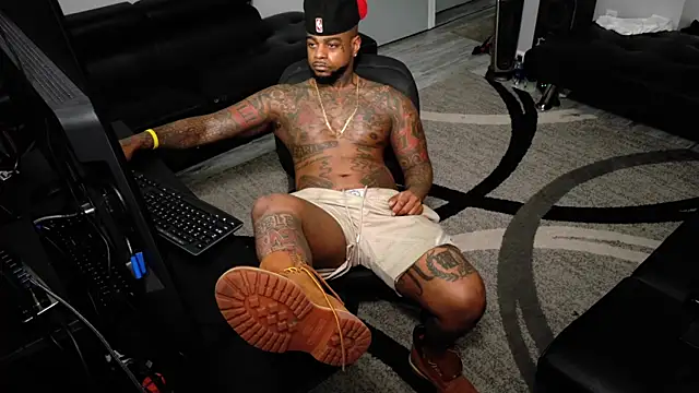 SLANGONDEMHOES online show from March 2, 8:48 pm