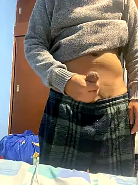 Snapshot of zzagreo chatting on October 10, 6:56 am zzagreo online show from October 10, 6:56 am