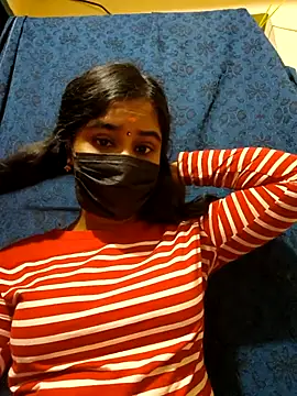 mini-queen online show from December 2, 11:15 am