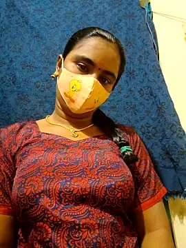 mini-queen online show from February 9, 5:28 pm