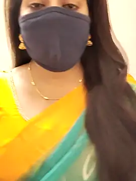Snapshot of saritha29 chatting on June 25, 9:36 am saritha29 online show from June 25, 9:36 am