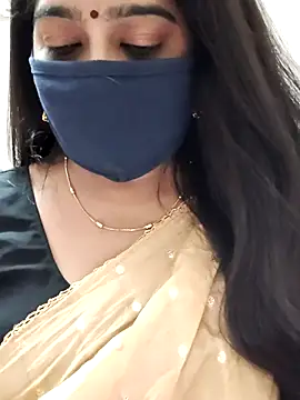 Snapshot of saritha29 chatting on July 4, 4:35 pm saritha29 online show from July 4, 4:35 pm