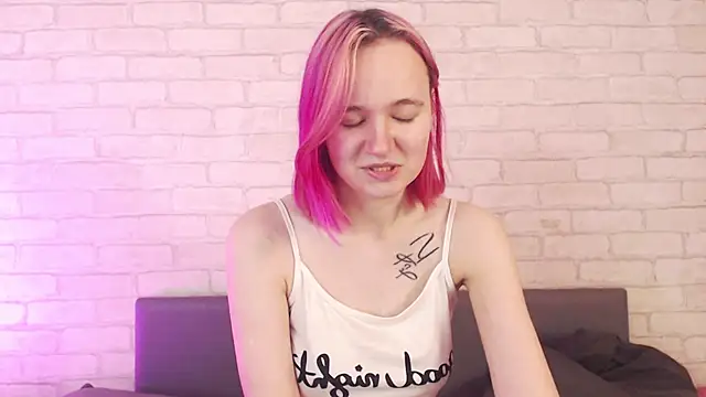 Ericha Stone online show from October 15, 1:17 am