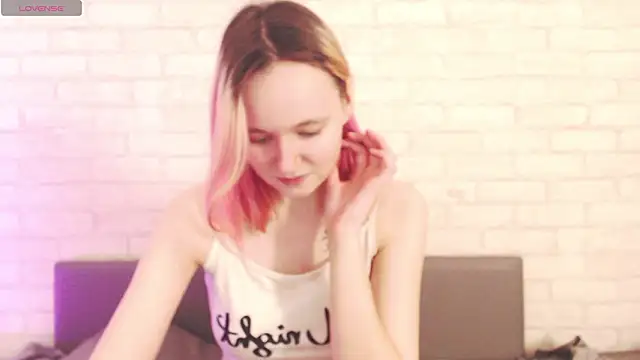 Ericha Stone online show from February 10, 7:56 am