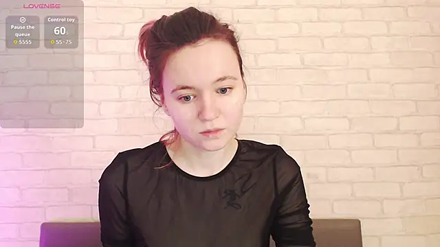 Ericha Stone online show from April 11, 1:21 am