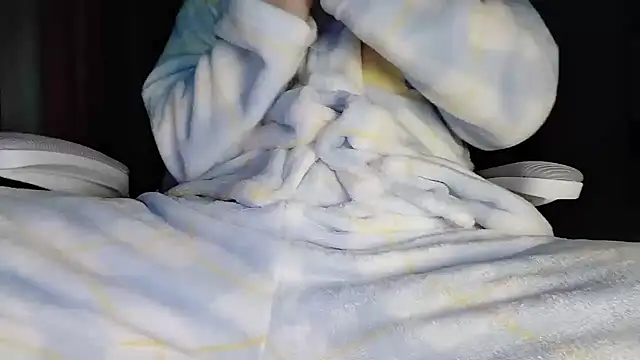 Snapshot of Dancer03 chatting on November 8, 12:05 pm Dancer03 online show from November 8, 12:05 pm