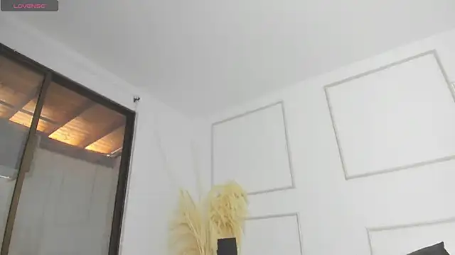 Emilywillis8 online show from November 3, 1:23 pm