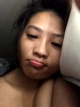 Snapshot of LiLy-0477 chatting on September 8, 6:40 pm LiLy-0477 online show from September 8, 6:40 pm