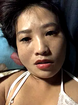 Snapshot of LiLy-0477 chatting on September 16, 1:50 am LiLy-0477 online show from September 16, 1:50 am