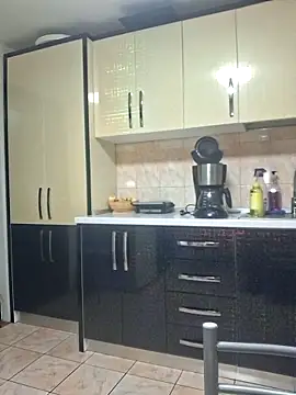 Fluturas2 online show from October 18, 5:46 pm