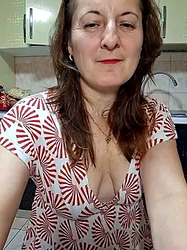 Fluturas2 online show from November 19, 9:59 pm