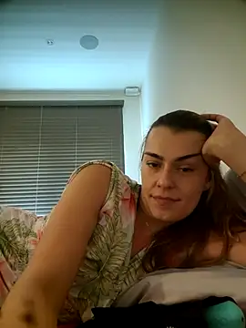 Snapshot of Carolinemiam chatting on October 2, 12:23 pm Carolinemiam online show from October 2, 12:23 pm