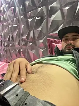 Snapshot of cristopher_wallacee chatting on October 30, 4:19 pm cristopher wallacee online show from October 30, 4:19 pm