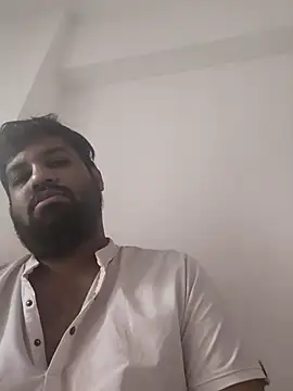 vinay smalldick online show from April 3, 1:14 am