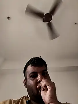 vinay smalldick online show from April 11, 2:27 am