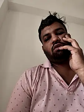 vinay smalldick online show from May 15, 11:45 pm