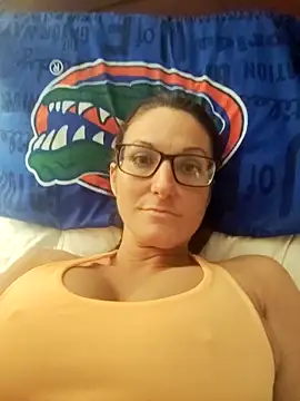 PrincessP8989 online show from April 8, 2:44 am