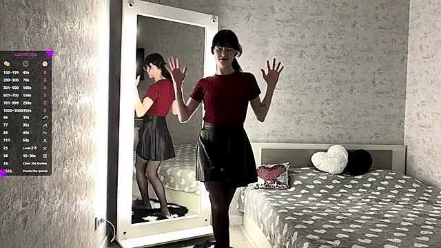 FakeLamb online show from October 9, 9:13 pm