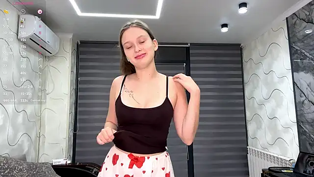 CharlynDini online show from November 5, 3:45 pm