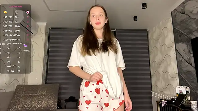 CharlynDini online show from November 25, 4:07 pm