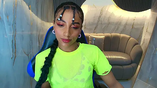 Snapshot of katty_berry_r chatting on October 1, 7:42 pm katty berry r online show from October 1, 7:42 pm