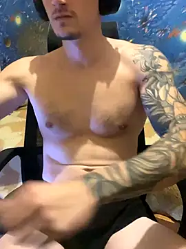 fronkie9384 online show from November 10, 8:30 pm