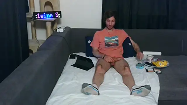 cum2camboys online show from April 18, 6:23 pm