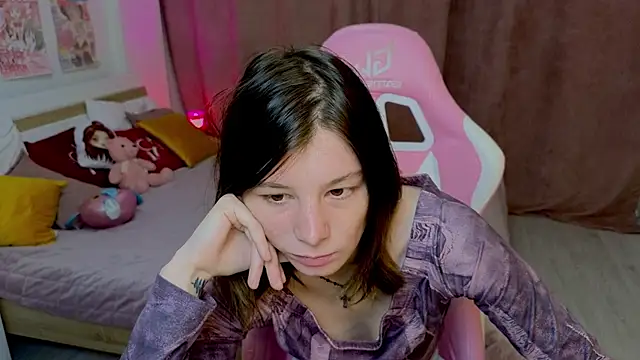 EllinEverly online show from July 8, 10:03 pm