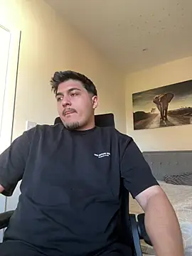 mixedcouplee69 online show from April 24, 5:04 pm