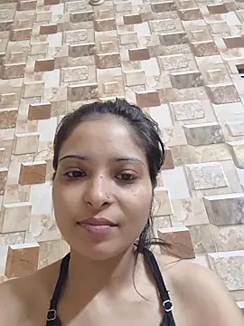 QUEEN-ADITI online show from November 20, 6:18 pm