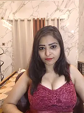 QUEEN-ADITI online show from February 24, 4:27 pm