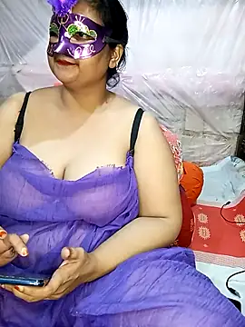 Tanisha-Chy online show from October 11, 5:33 pm