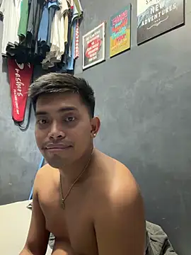 MisterMidnightXXX online show from July 1, 6:04 am