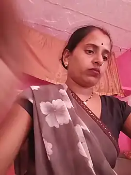 Snapshot of Rupali_hot chatting on June 11, 6:00 am Rupali hot online show from June 11, 6:00 am