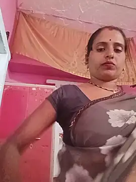 Snapshot of Rupali_hot chatting on June 13, 8:01 am Rupali hot online show from June 13, 8:01 am