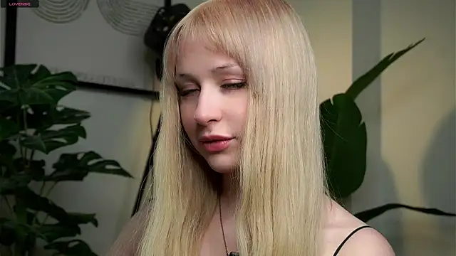 MarciDarugar online show from November 29, 3:04 pm