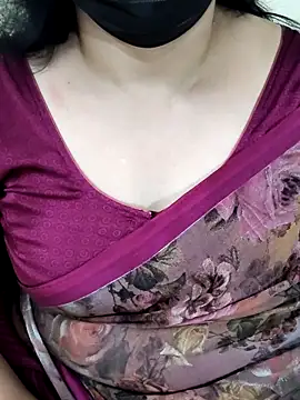 Devikha27 online show from April 27, 5:00 pm