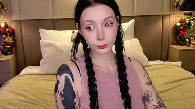 Goldy Stark online show from December 19, 8:49 pm